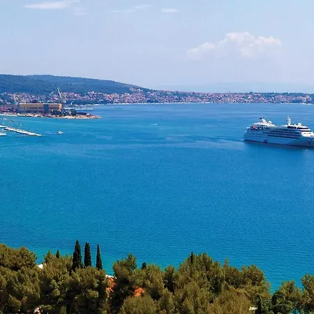 In Okrug Gornji With Wifi Apartment Trogir